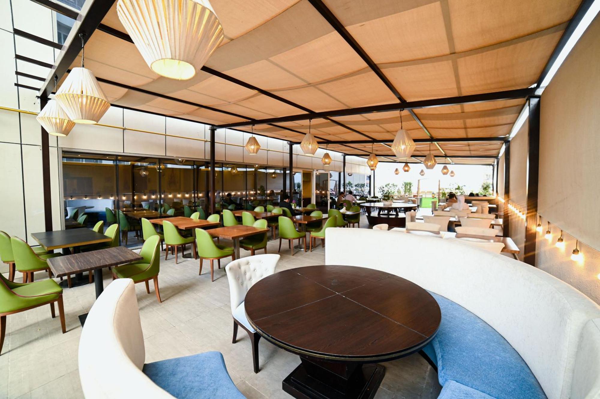 Seven Seas Hotel Dubai Exterior foto