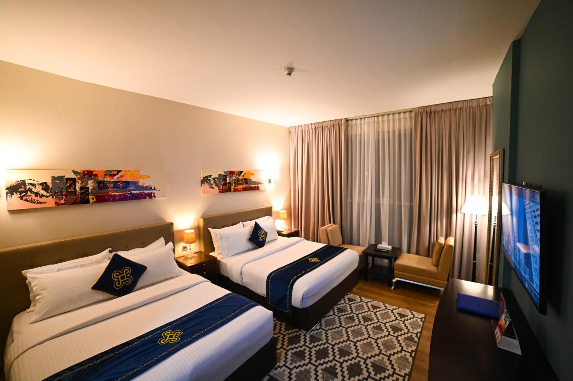 Seven Seas Hotel Dubai Exterior foto